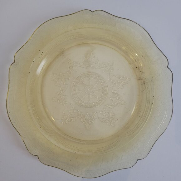 Vintage Federal Amber Glass CakePlate With Embossed Pattern - Picture 1 of 3
